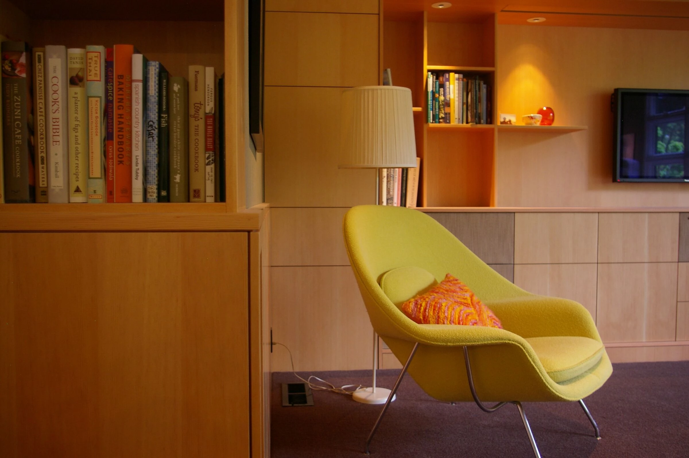 加州 Alamo 家庭影院室的设计翻新-19