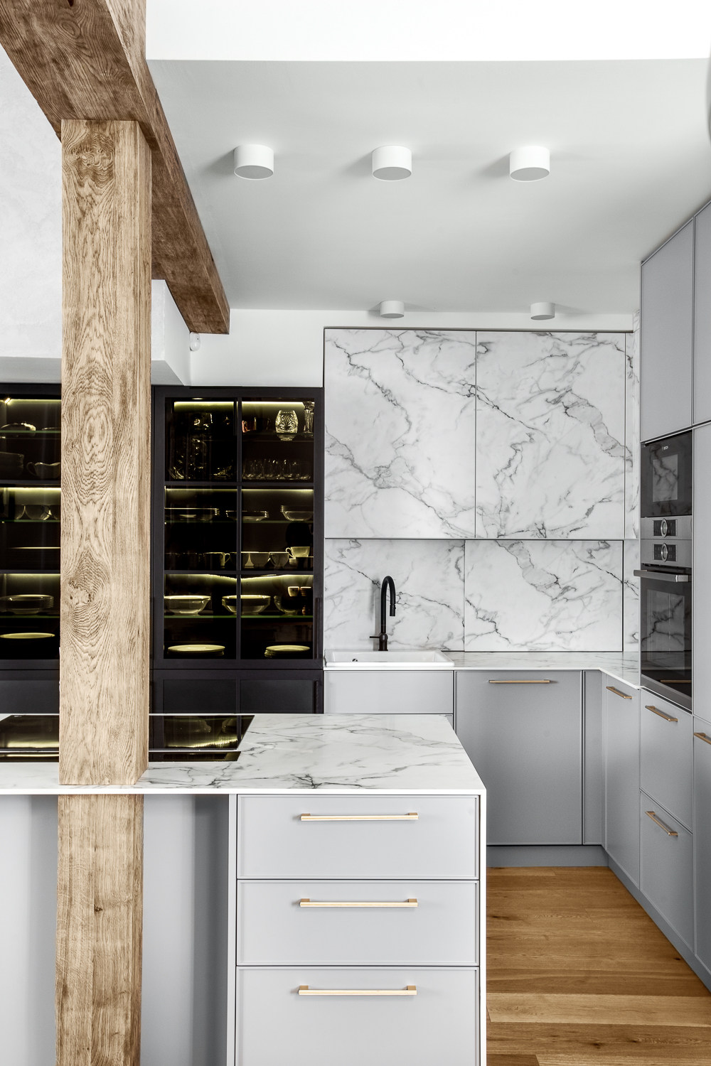 2020 年捷克共和国 PLZENSKA 公寓设计-4