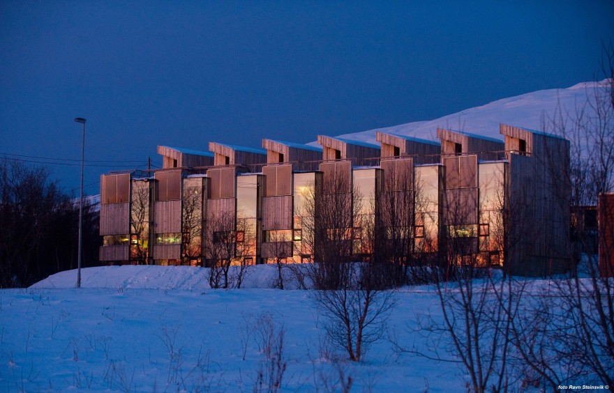 i box 120 and storelva northern passive houses-10