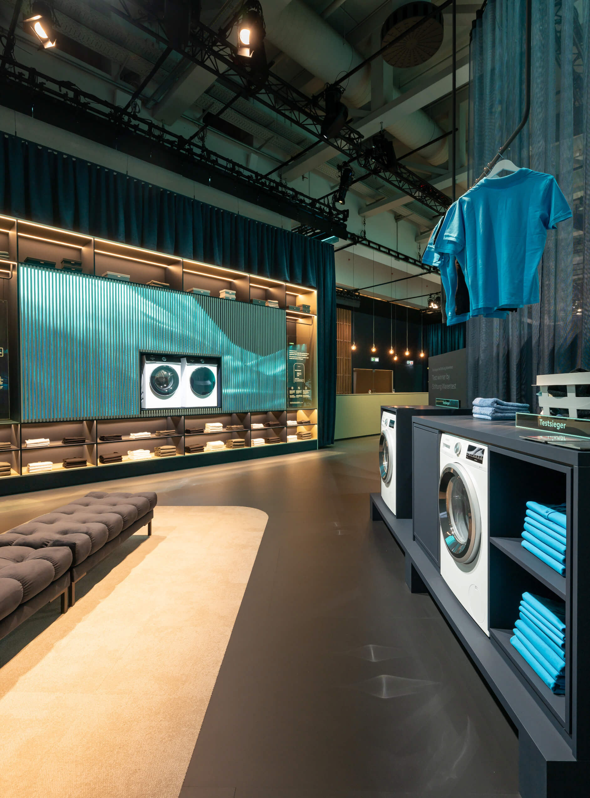 WOU Tradefair Design SIEMENS IFA 2025-5