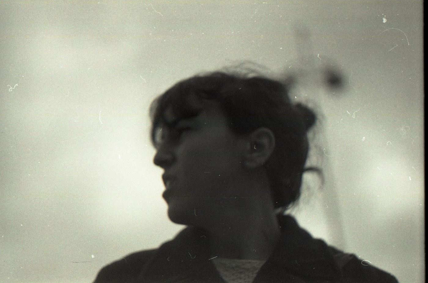 黑白视界中的 Valpoanalógico-1