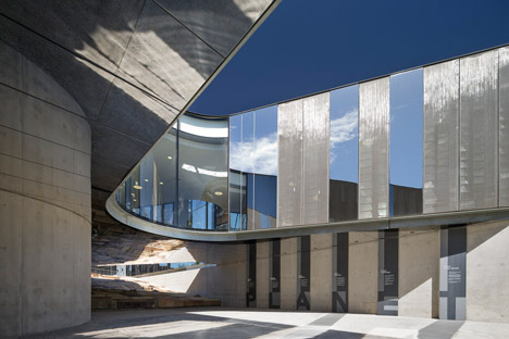 Australian Plant Bank by BVN Donovan Hill for preservation of seeds-36