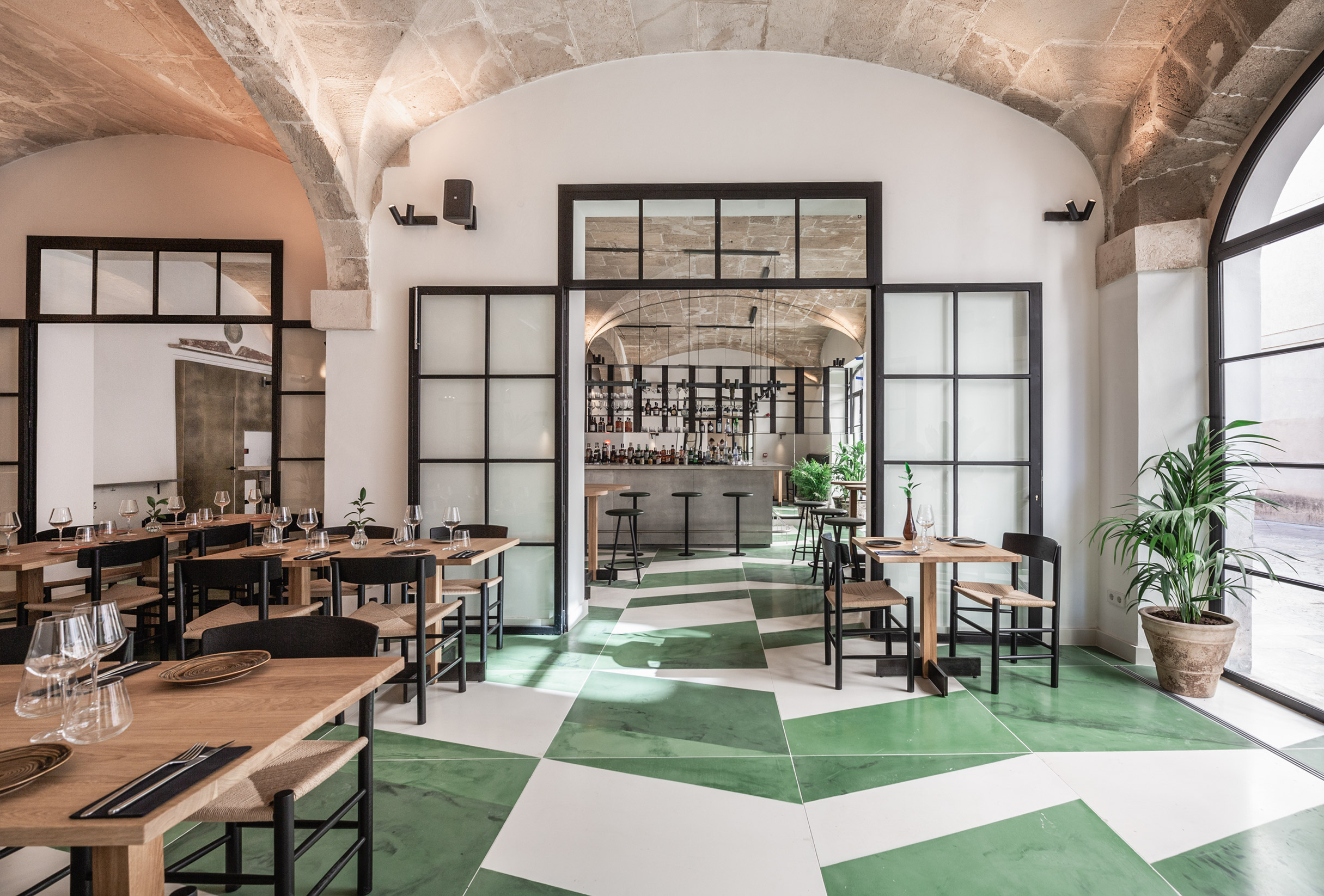 "16 世纪古建筑变身时尚酒店，Concepcio by Nobis 完美融合历史与现代"-8