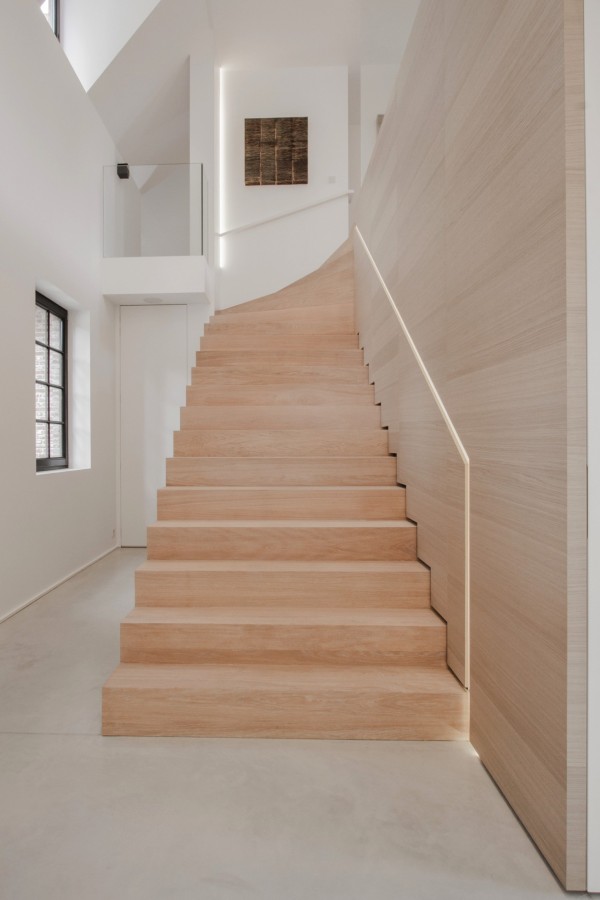 [别墅] Home in Pulle by Contekst-19