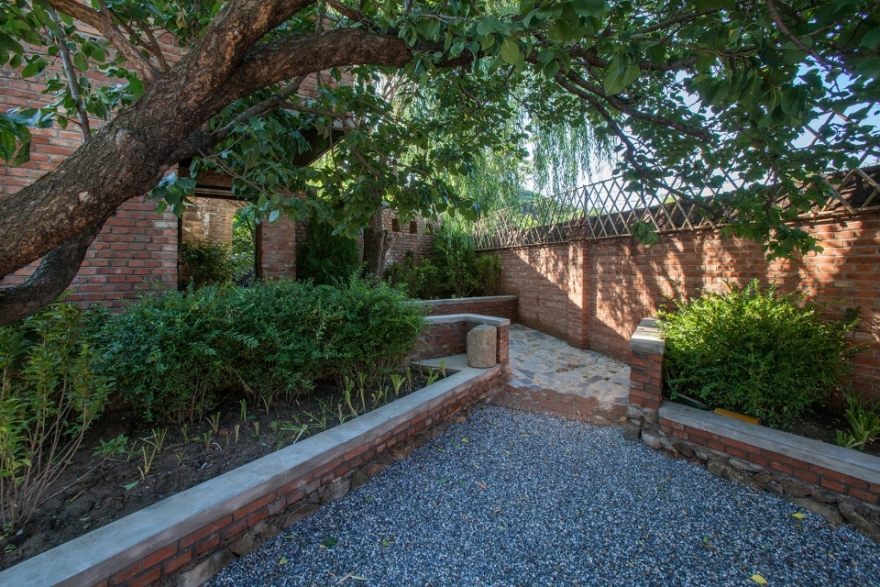 长城脚下杏花飘香的度假屋-9