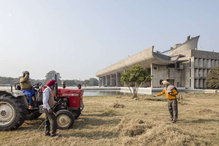 勒·柯布西耶的昌迪加尔奇迹 | 现代与传统的完美融合-48
