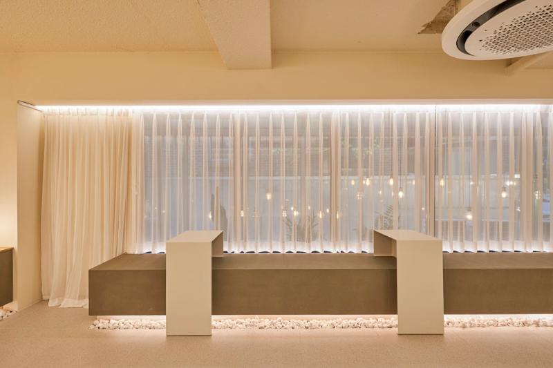 十平米咖啡馆的极简设计魅力-15