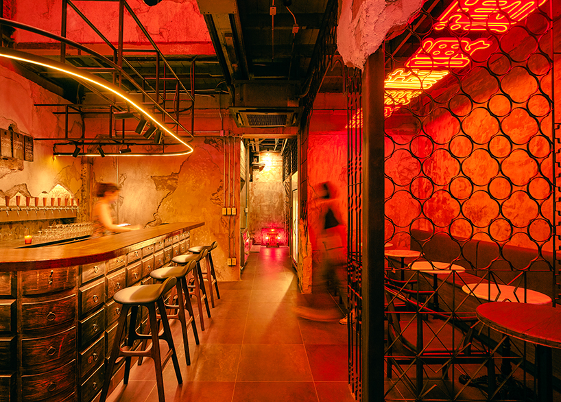 泰国曼谷“鬼门”精酿啤酒吧-0