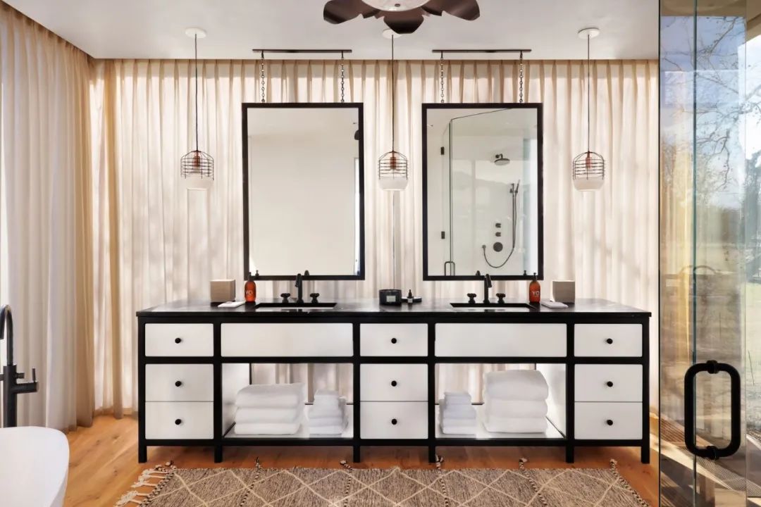 钢构镜面树屋旅馆-18