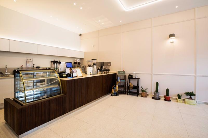 简约风 22 坪咖啡厅设计-9