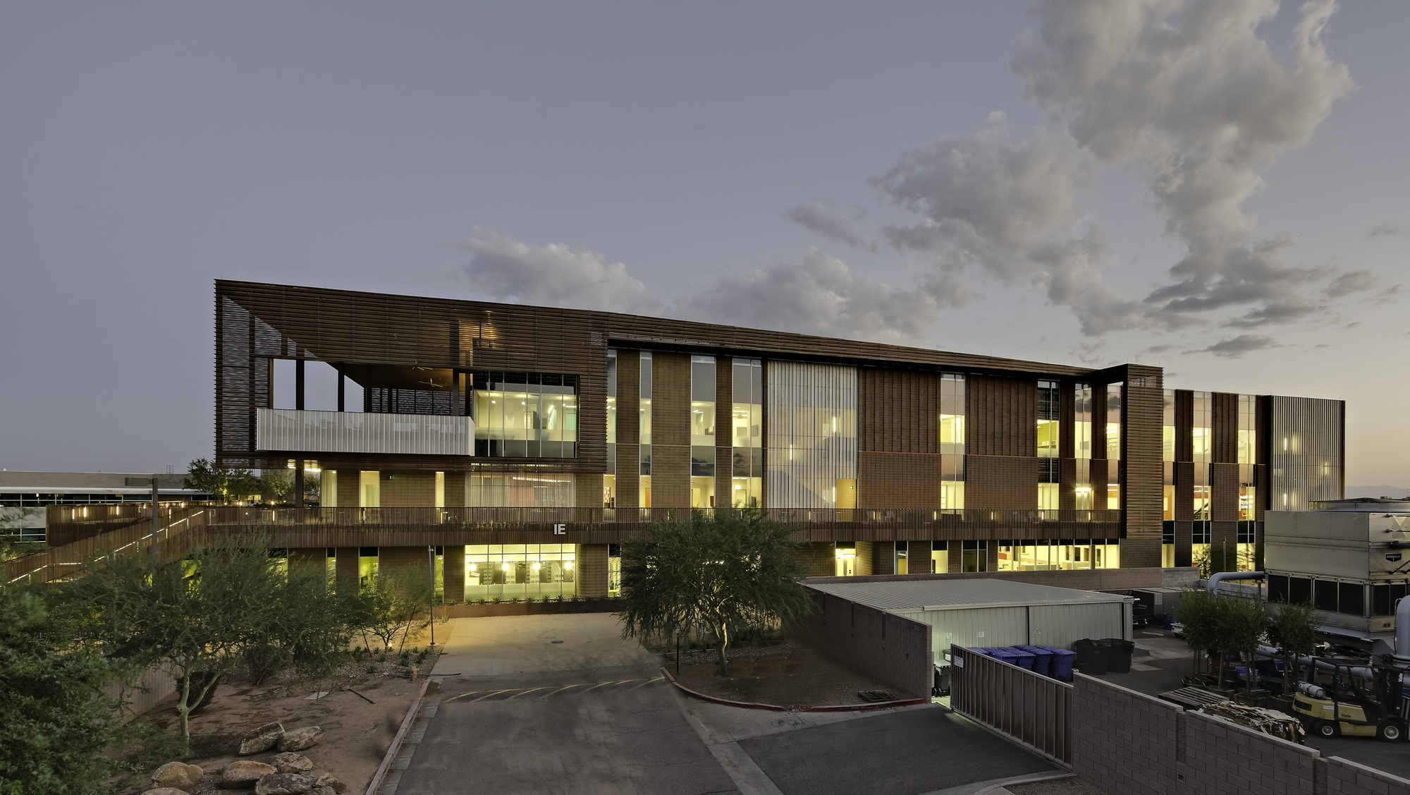 凤凰城 GateWay 社区学院 | 创新建筑融入城市更新-10