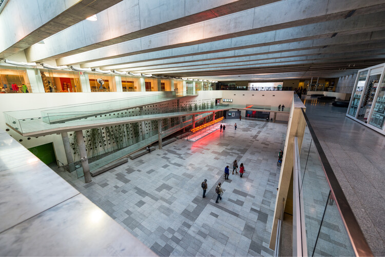 圣地亚哥建筑城丨智利圣地亚哥-29