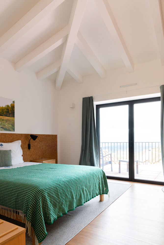 葡萄牙山脉中的和谐身心灵康养中心丨PLATAFORMArq-62