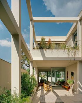 850 m²巴西退休住宅丨巴西圣保罗