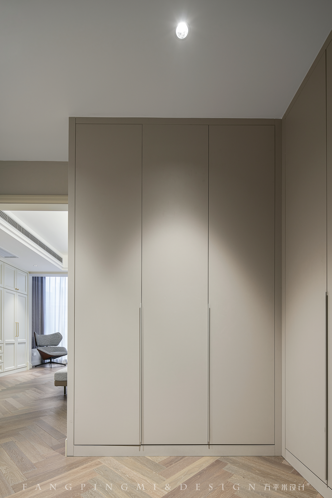 龙湖天宸原著三层叠墅丨方平米设计-90