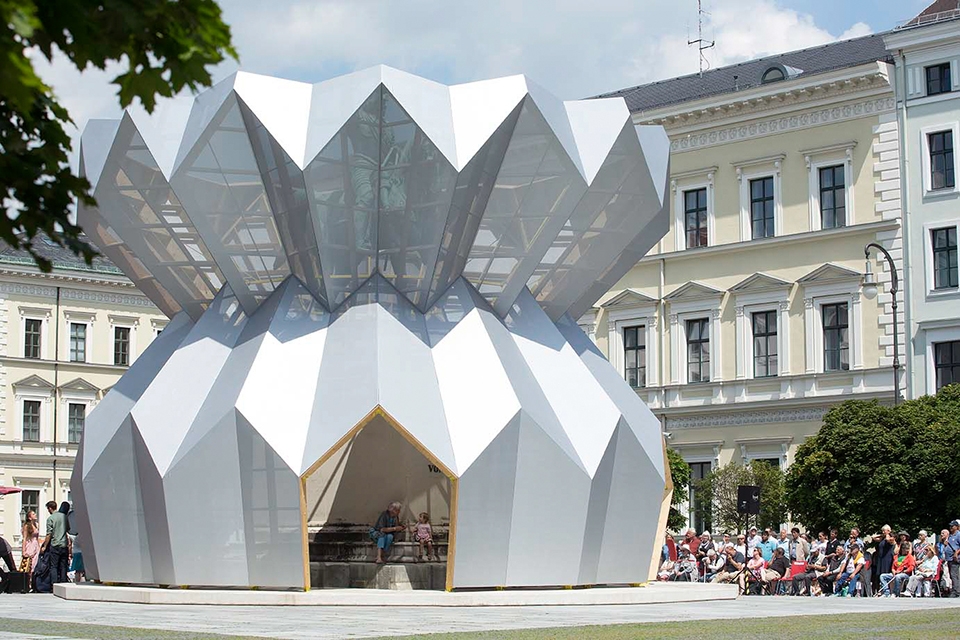 《无论如何,我将与你同在》·融入公共空间的艺术品-13