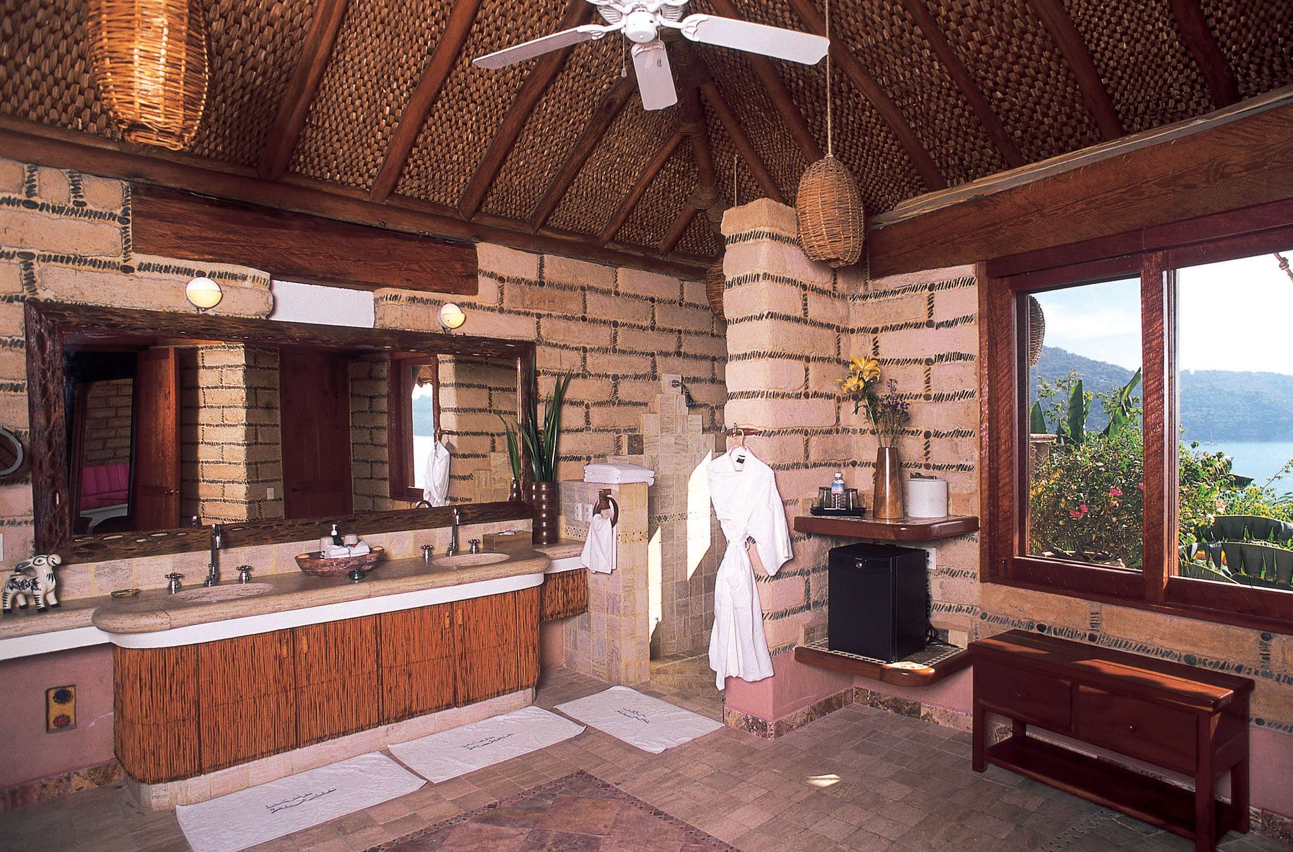 La Casa Que Canta-32