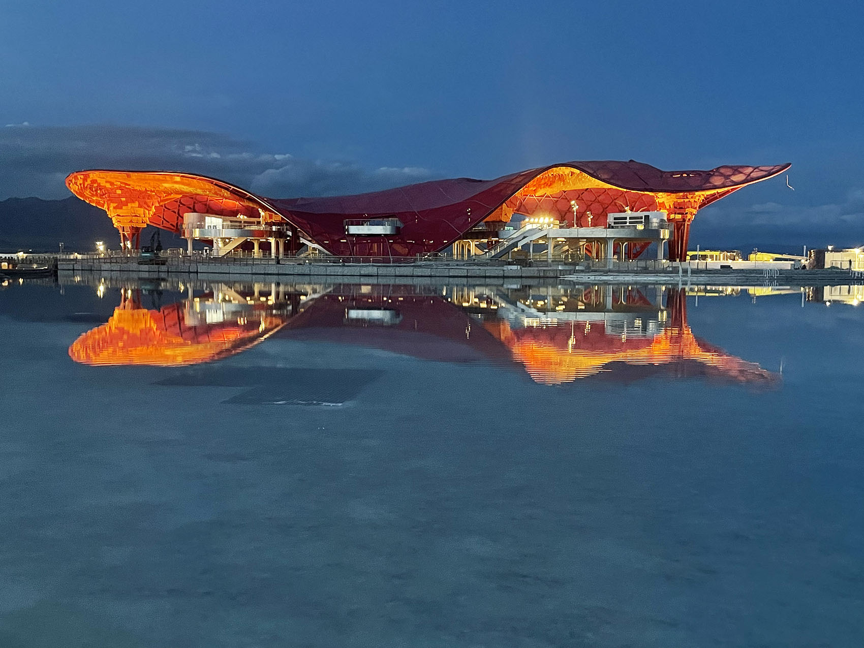 茶卡风·茶卡盐湖观光火车站丨中国海西丨清华大学建筑设计研究院素朴工作室等-175