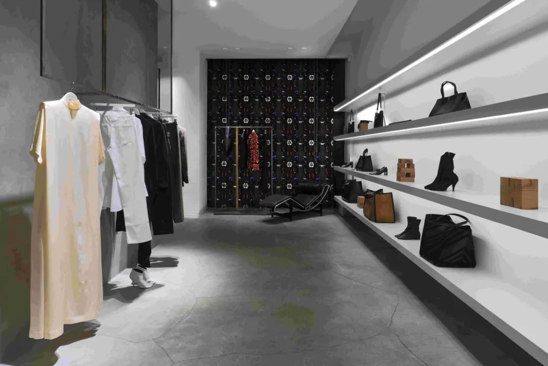 LuisaViaRoma佛罗伦萨旗舰店翻新丨意大利佛罗伦萨丨建筑师Stefania Bartali-0