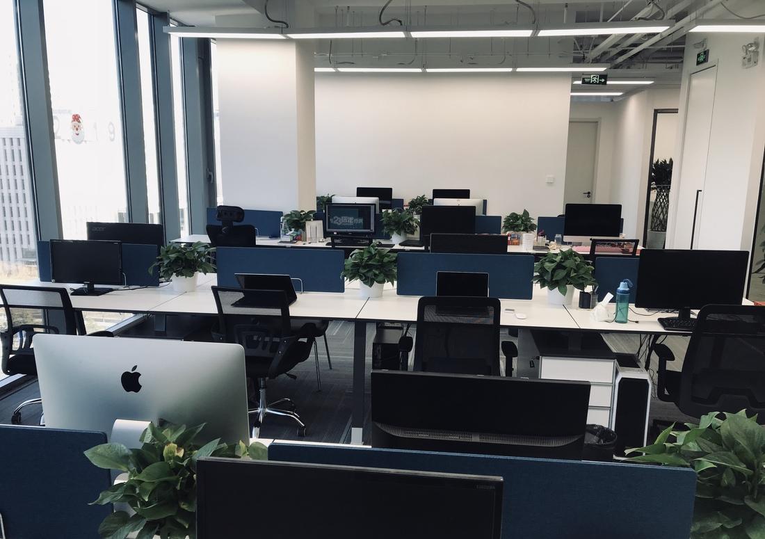 汉威国际工装创客空间——现代创意办公空间设计-40