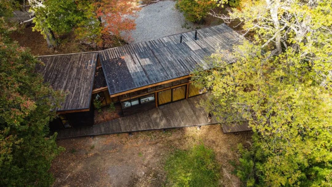 智利 118m²森林木屋丨勾勾手设计网-9