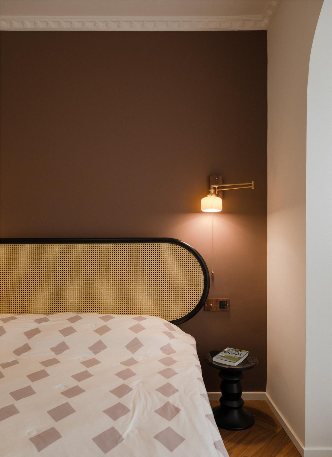 复古绿调优雅独居-31