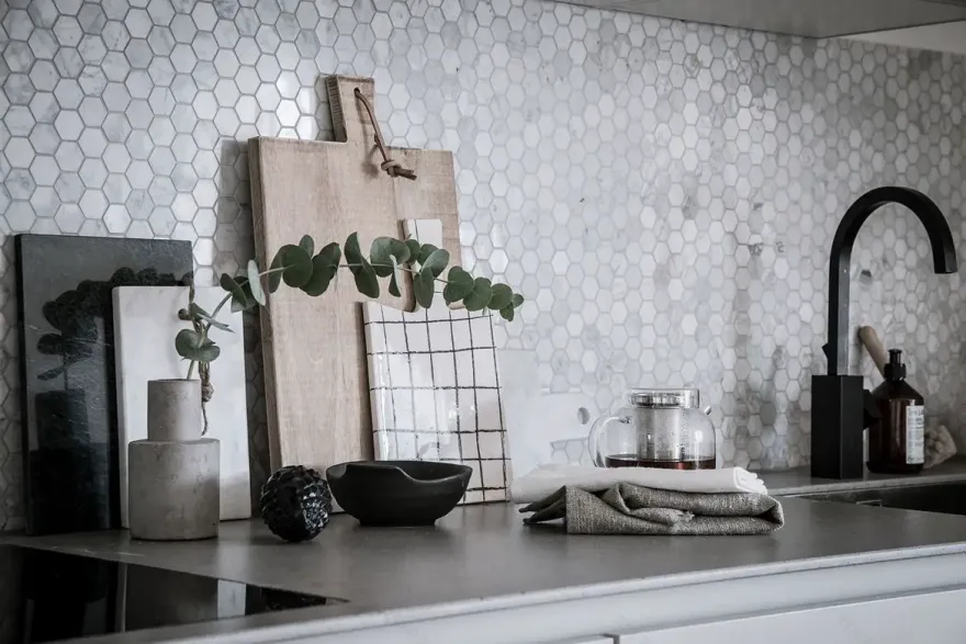 瑞典砖楼顶层公寓 | 旧空间新活力-5