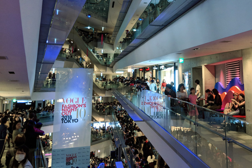 东京 Vogue 时尚之夜 2018 | 安藤忠雄的购物中心的乌托邦禅意空间-3