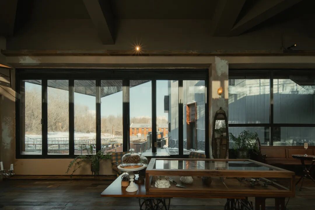 黑松果coffee& pizza丨中国长春丨杨光空间设计工作室-12