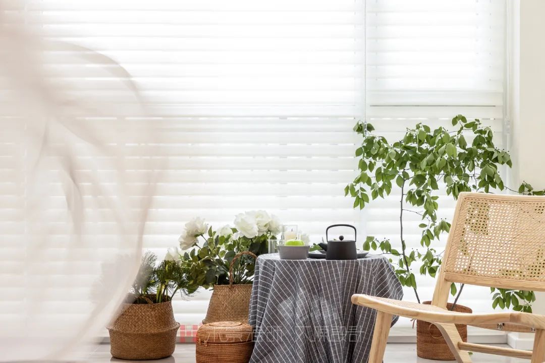 中南世纪城现代风家居,演绎优雅书香生活-9