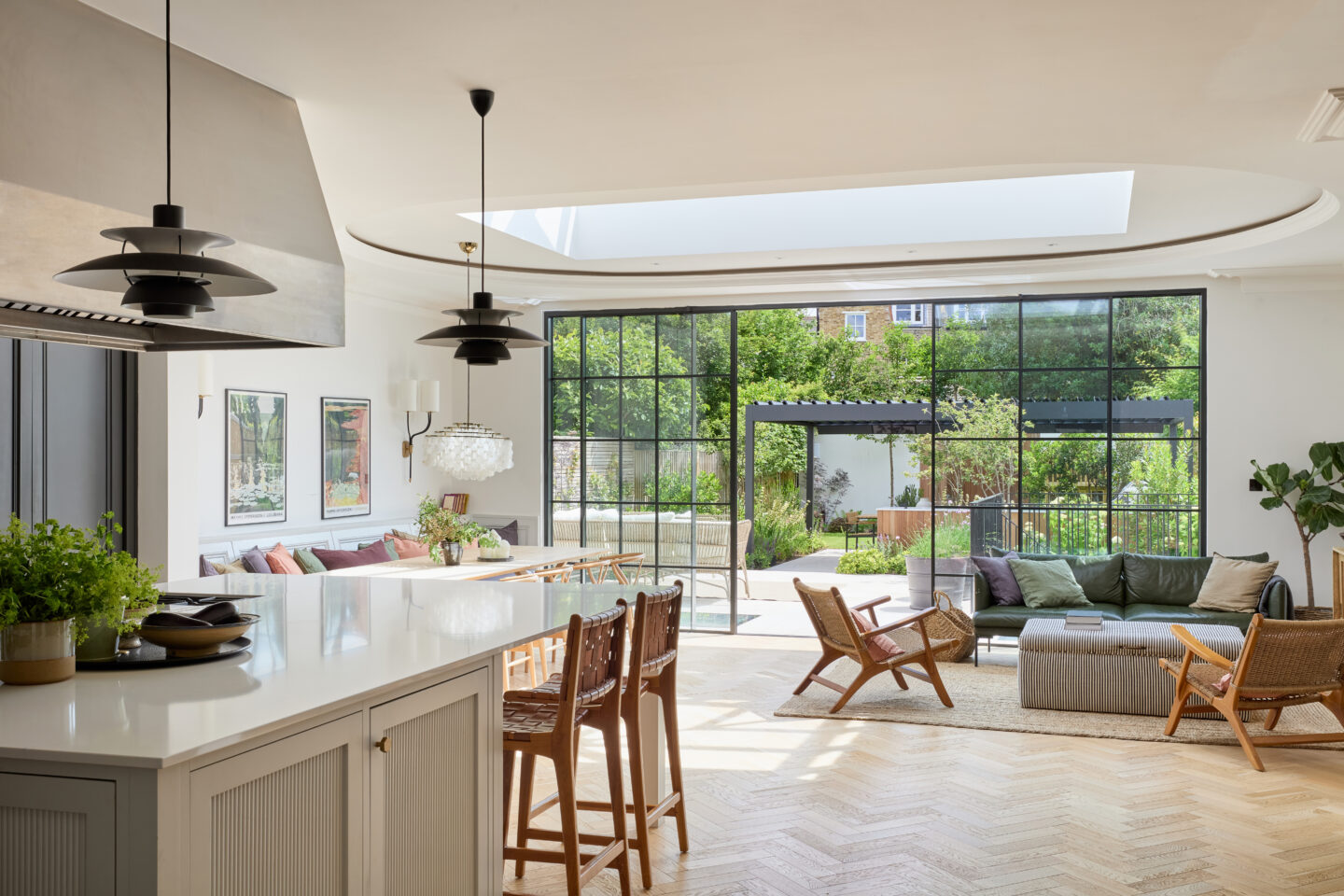 
      Imperfect Interiors
    -0