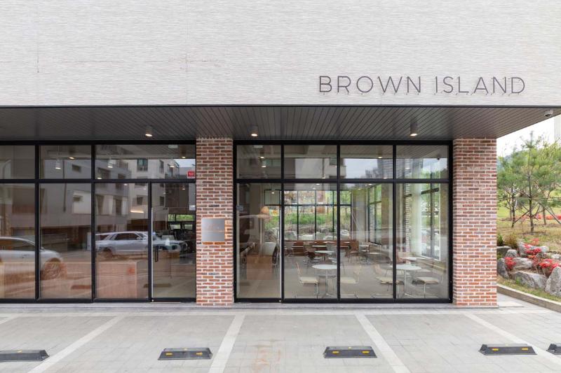 现代简约风 40 平咖啡厅设计-16