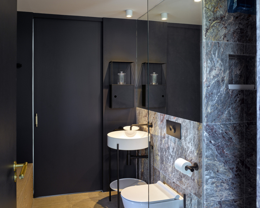 英式庄园中的现代家庭住宅-38