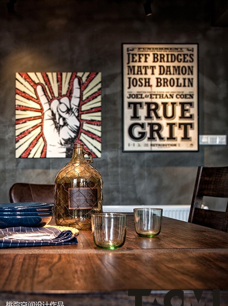 桃弥设计 | 工业风平层住宅,灵活布局与复古元素完美融合-15