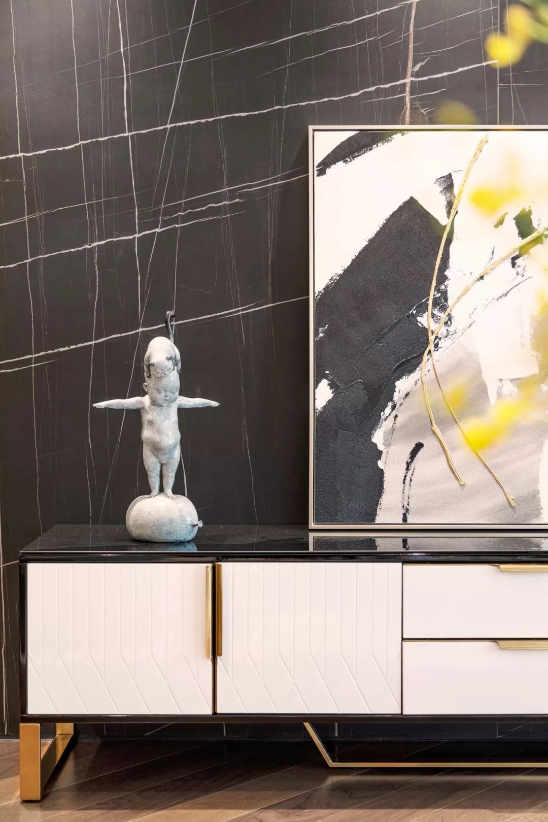 陈洁新作 | 度灰格调空间，金属皮革跨界碰撞-40