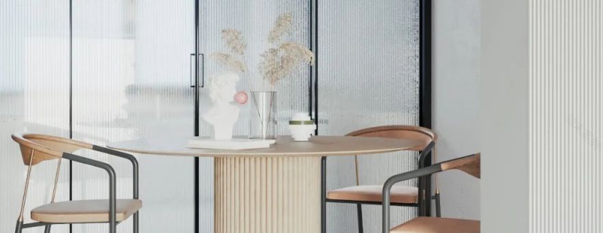 一則設計 | 纯净克莱因蓝风暴-44