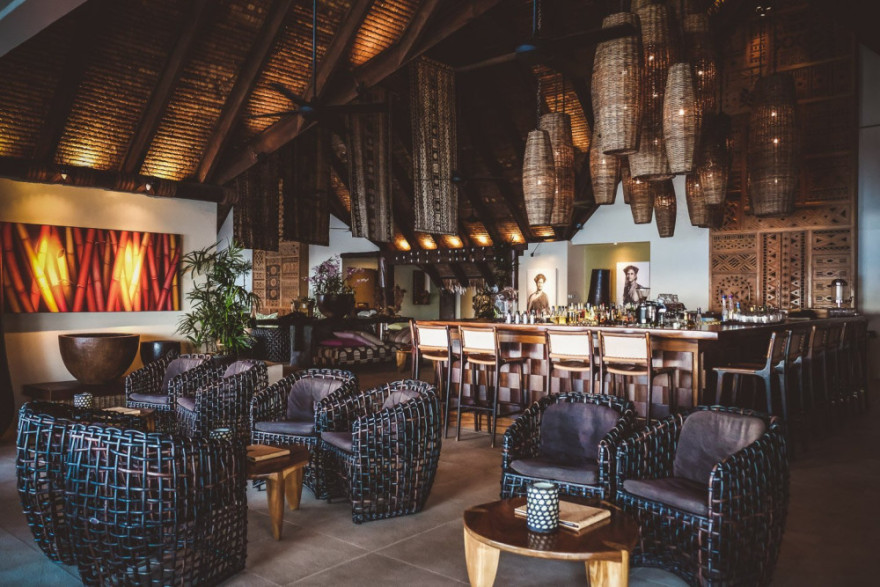 斐济五星级豪华度假酒店,现代斐济风格的海滨别墅-50