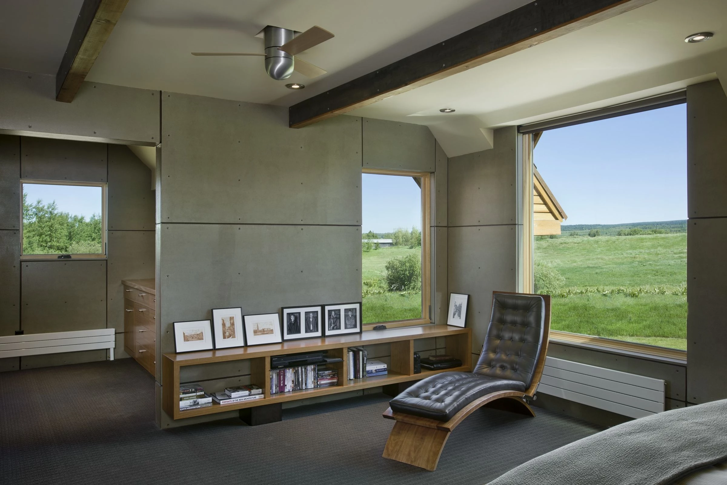 翻新改造的现代家庭别墅-31