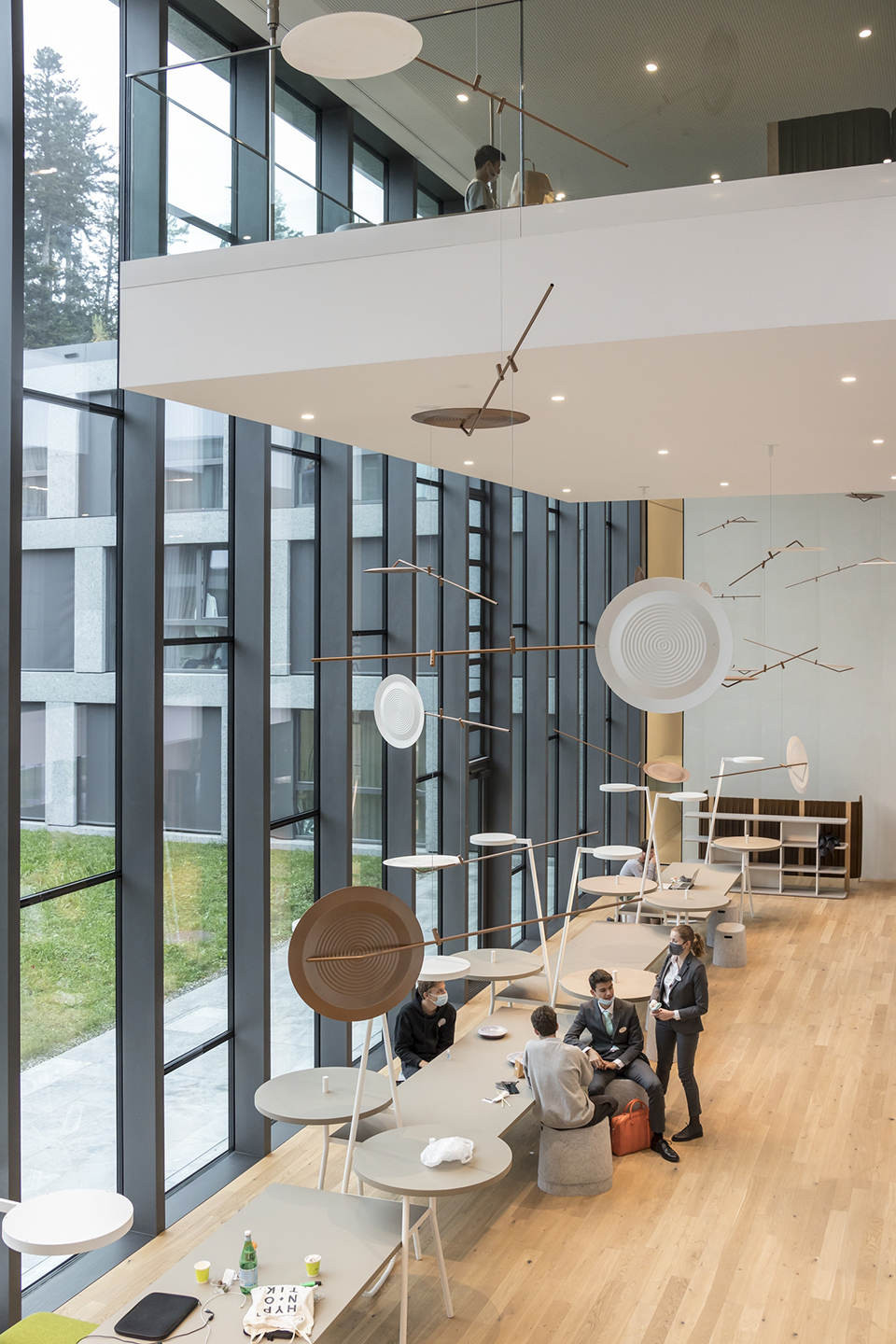 瑞士 EHL 酒店管理商学院丨IttenBrechbühl-33