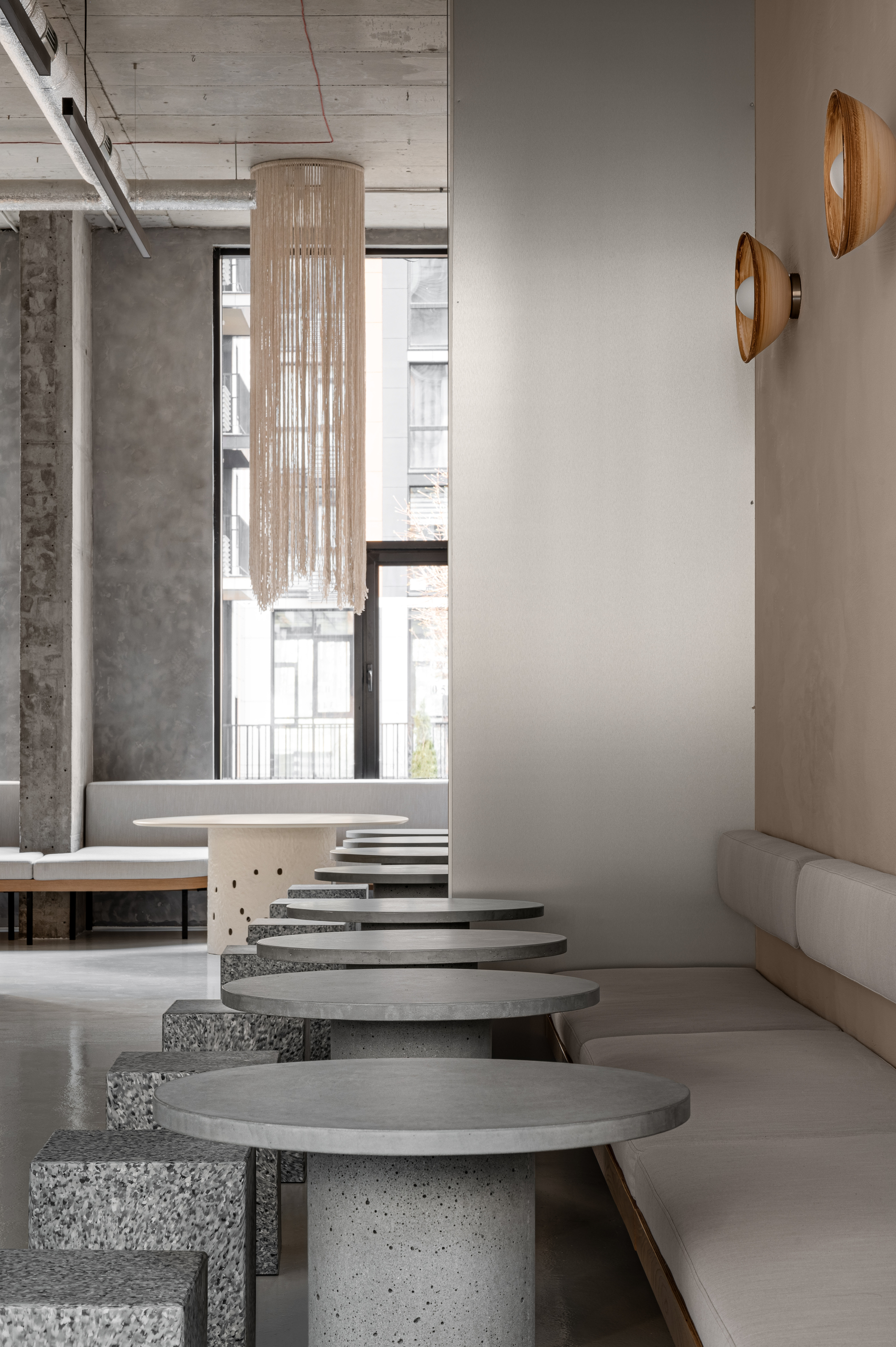 乌克兰极简主义 Istetyka 餐厅丨乌克兰基辅-19