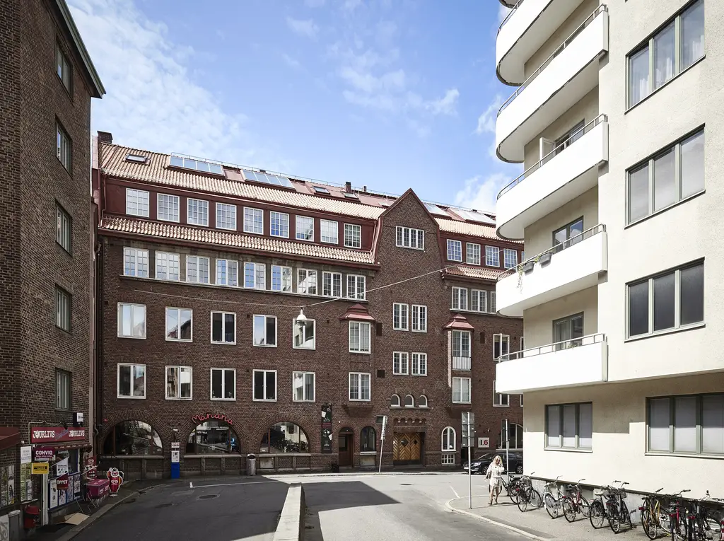 艺术家的工业风之家 | OSB 厨房底座成亮点-26