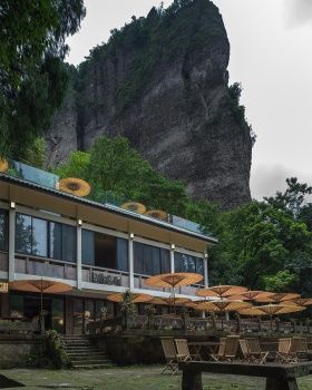 温州雁荡山风景区商业（屏霞轩茶室与灵峰文创店）丨中国温州丨慢珊瑚设计