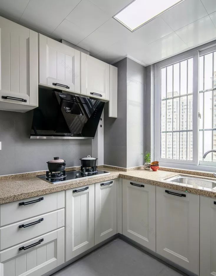 实用又美观的厨房设计-8