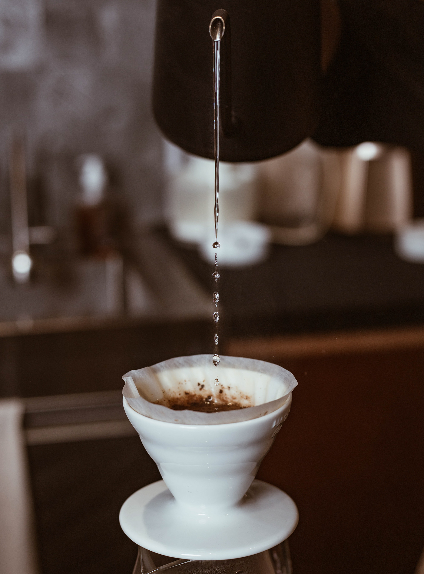 Anastasiya Gushchina丨咖啡店丨for One Roaster Coffee - By Clean Cup.-9