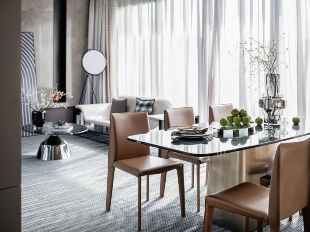 自然之美,都市心灵的栖息地——精致轻奢别墅设计-11