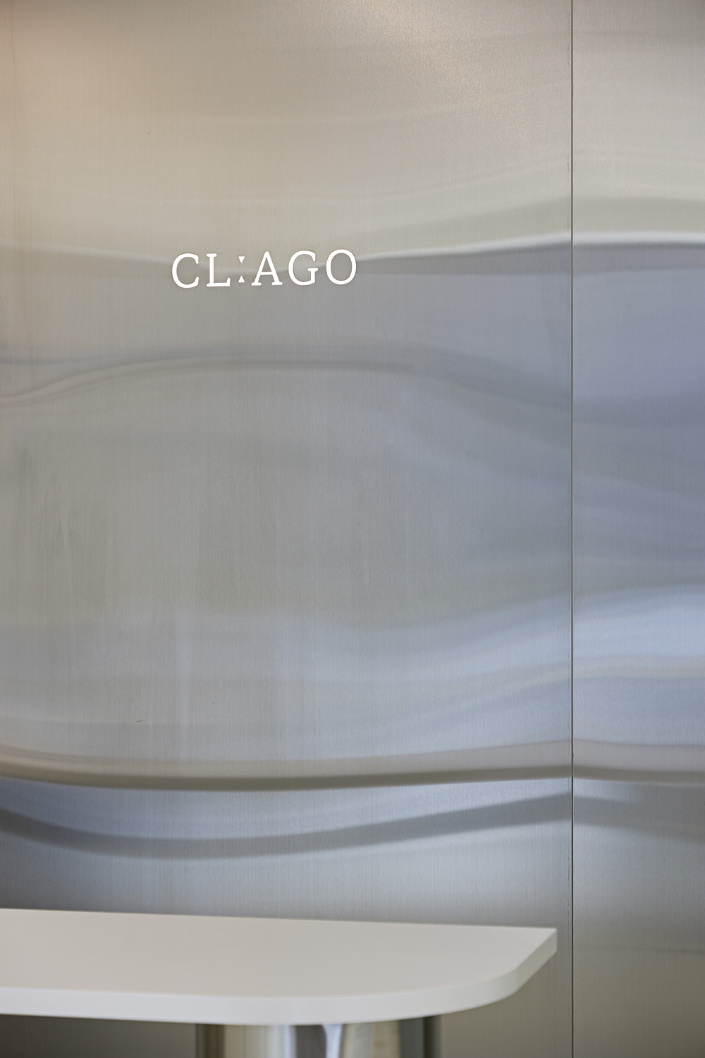 简约时尚的魅力——白厅迷你展厅设计-17