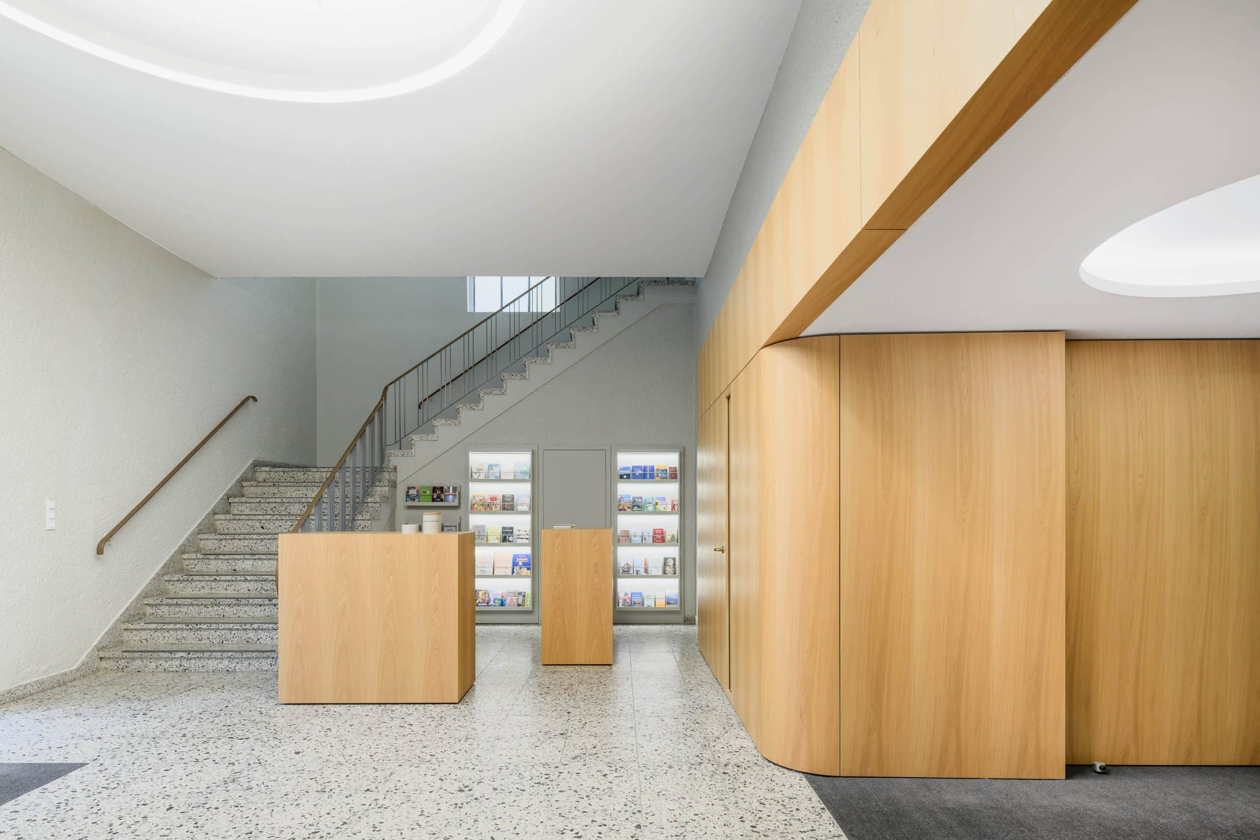 Nord-Ost-Gemeinde Frankfurt am Main | KÖLLING ARCHITEKTEN BDA-32