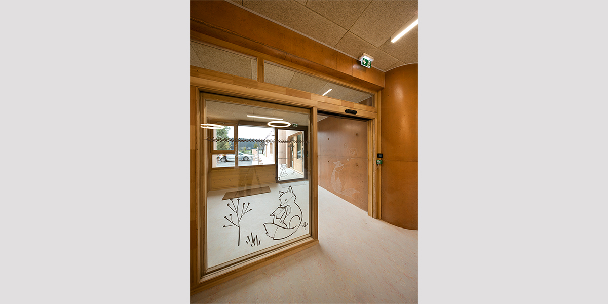 Pôle petite enfance aux couleurs locales - CoCo architectureCoCo architecture-16