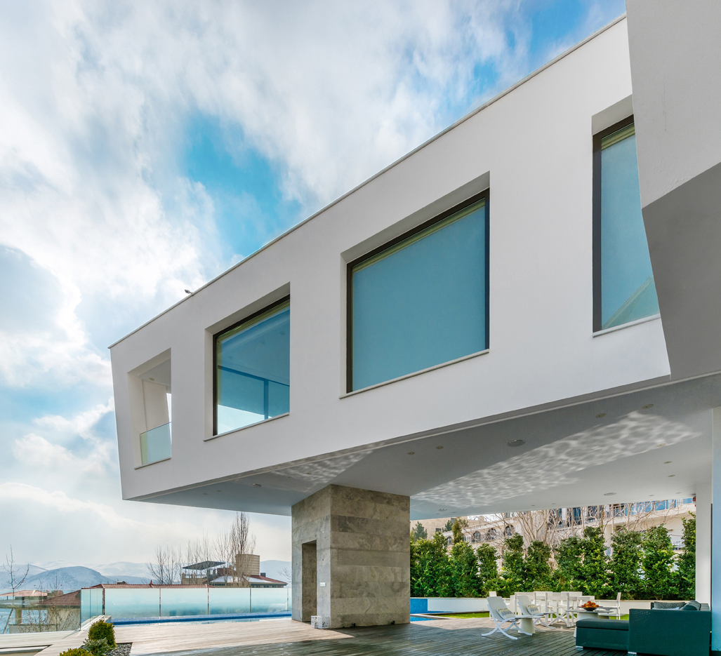 伊朗拉瓦桑别墅 | 融入地形的私人住宅-10