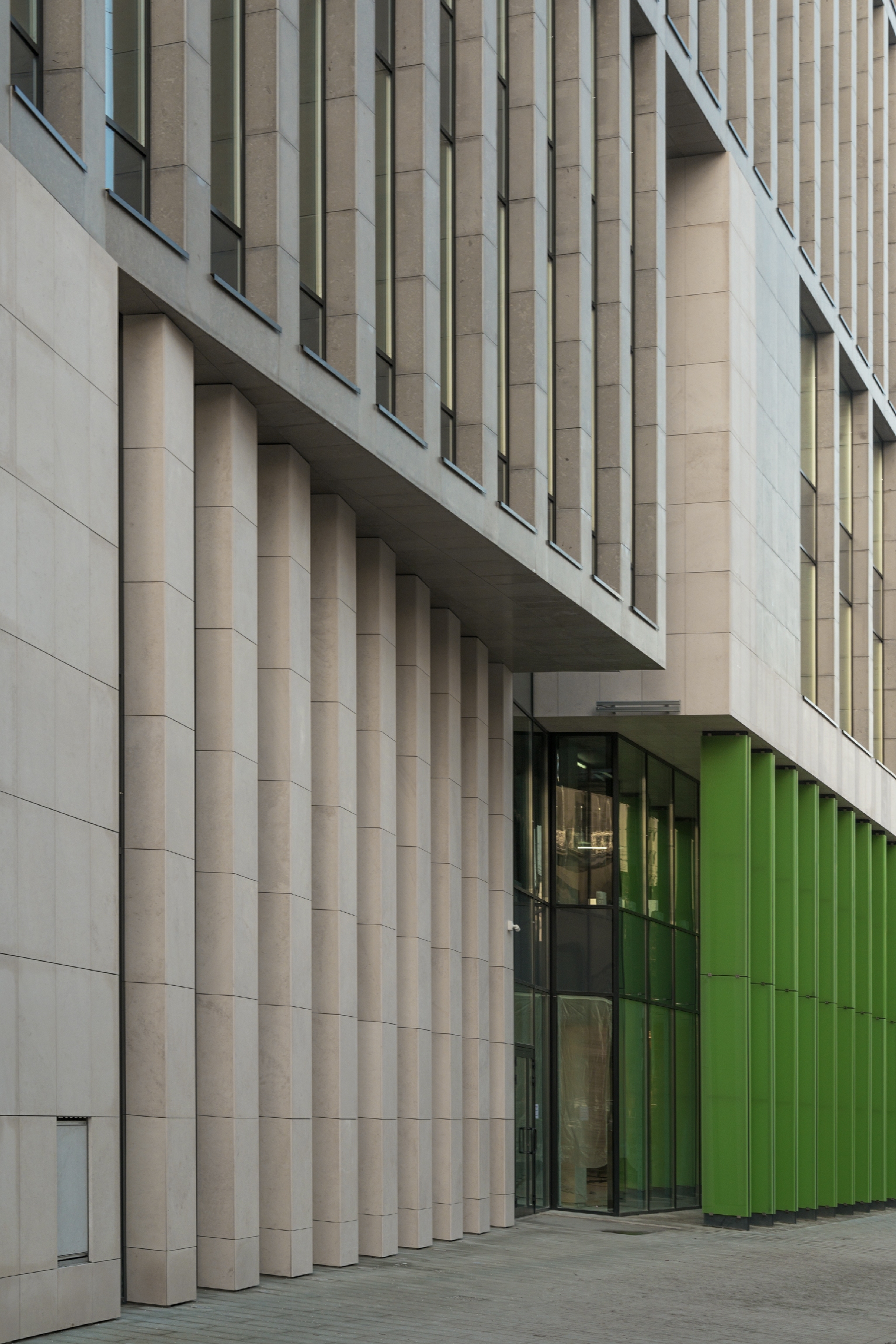 艾迪逊酒店 | 展现极致优雅与品味的奢华设计-13